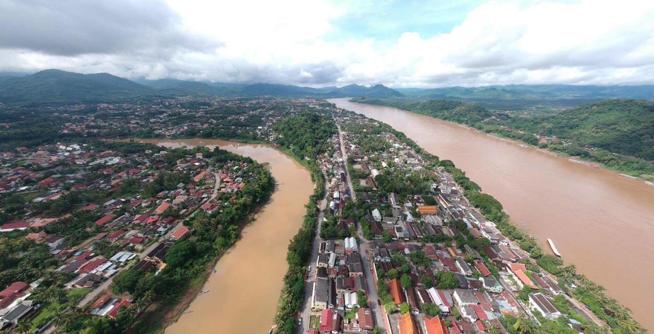Luang Prabang Golden Lotus Namkhan River View Luaran gambar